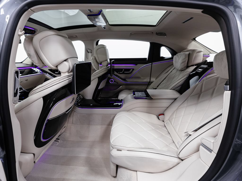 Certified 2024 Mercedes-Benz Maybach S 580 4MATIC image 30