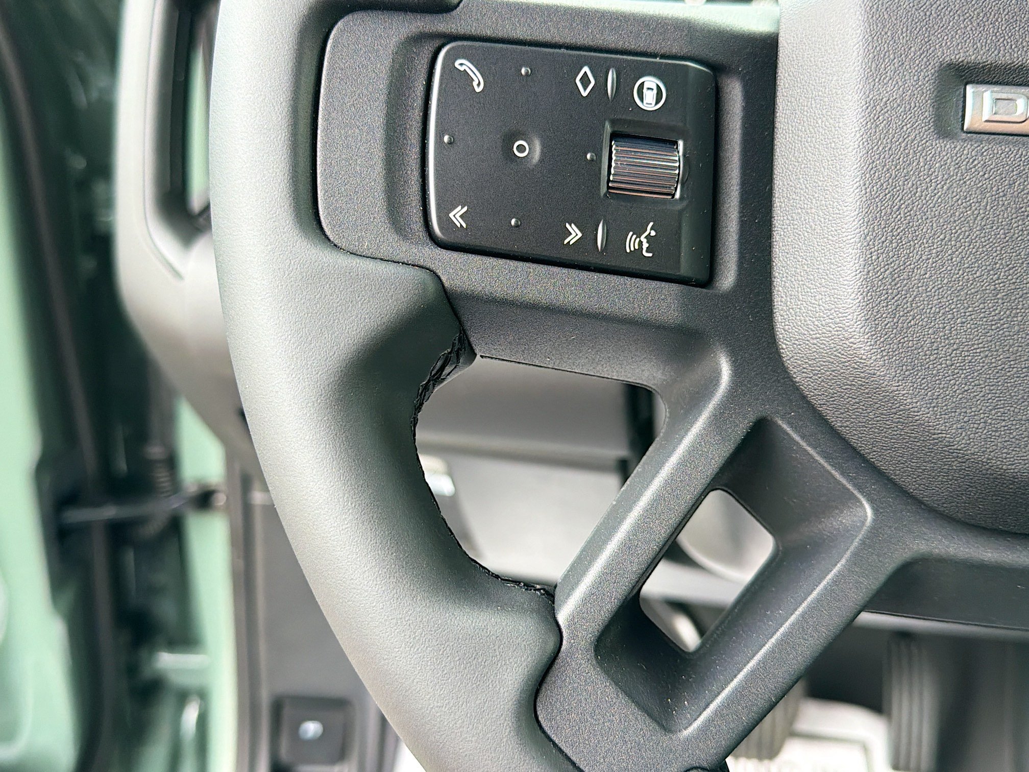 New 2026 Land Rover Defender 110 Trophy Edition AWD/4WD image 36