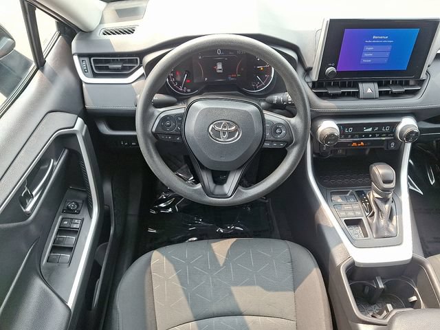 Used 2024 Toyota RAV4 XLE AWD/4WD image 11