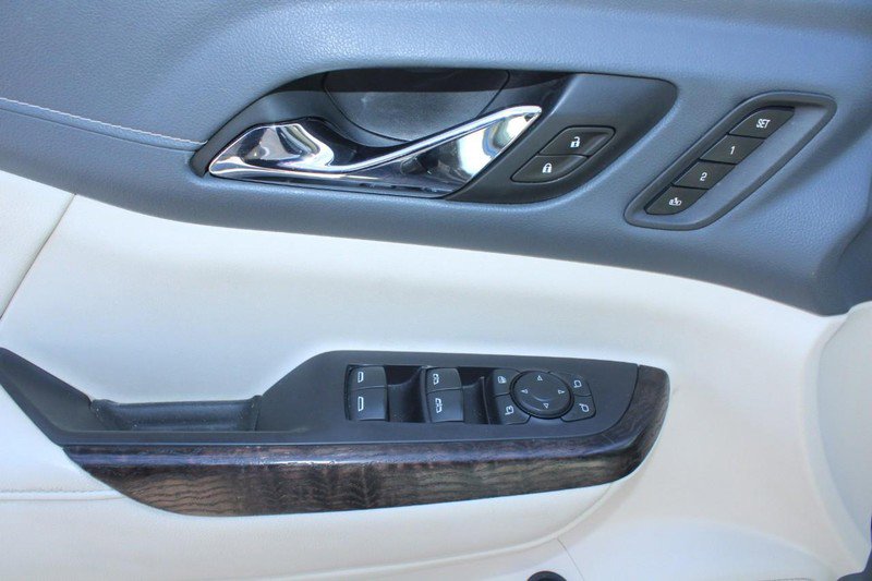 Used 2020 GMC Acadia Denali w/ LPO, Floor Liner Package image 9