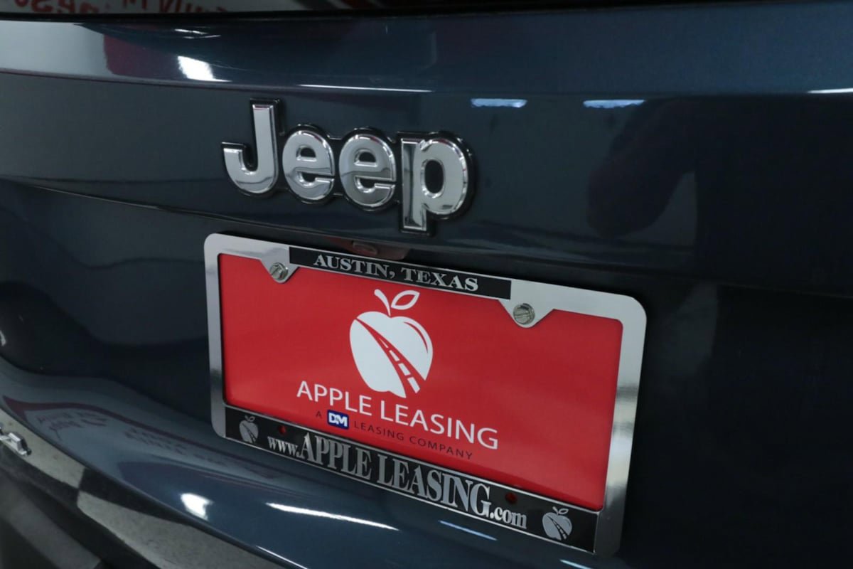 Used 2022 Jeep Renegade Latitude AWD/4WD image 26