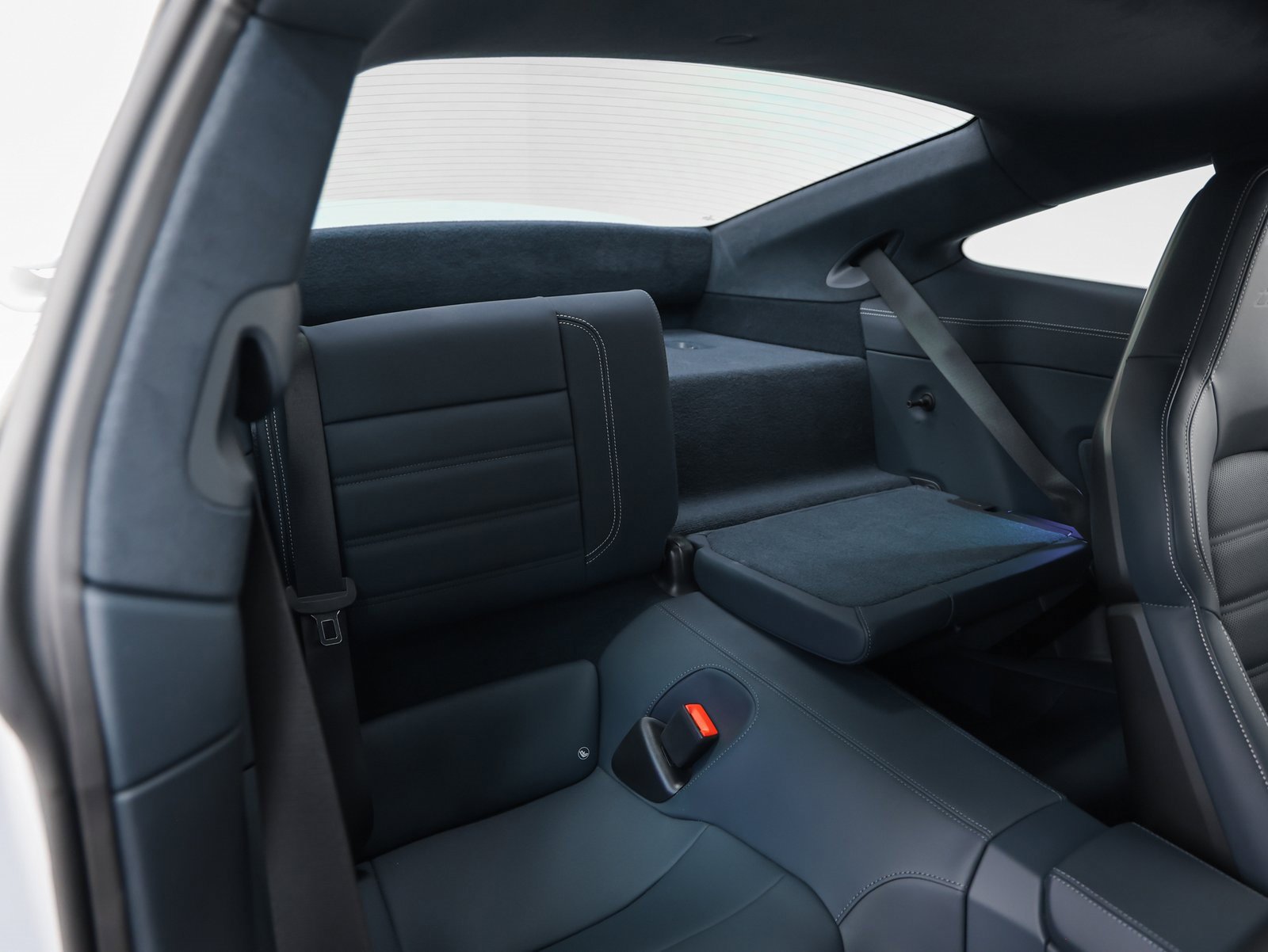 Certified 2025 Porsche 911 Turbo S image 36