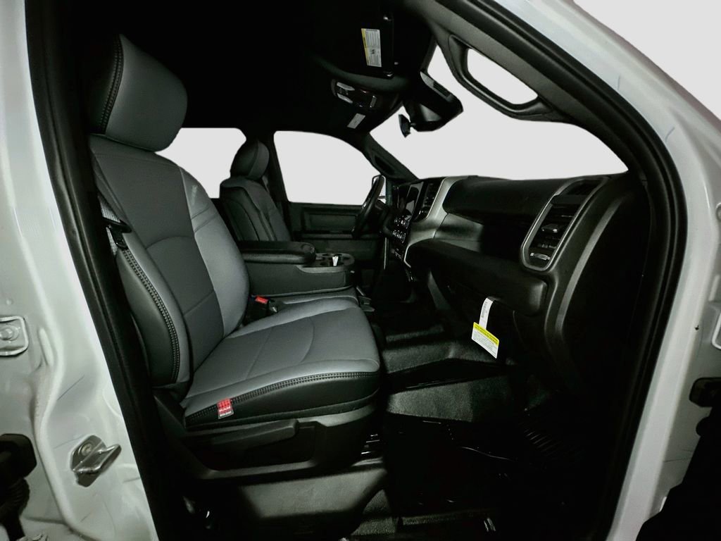 New 2026 RAM 5500 Tradesman AWD/4WD image 29