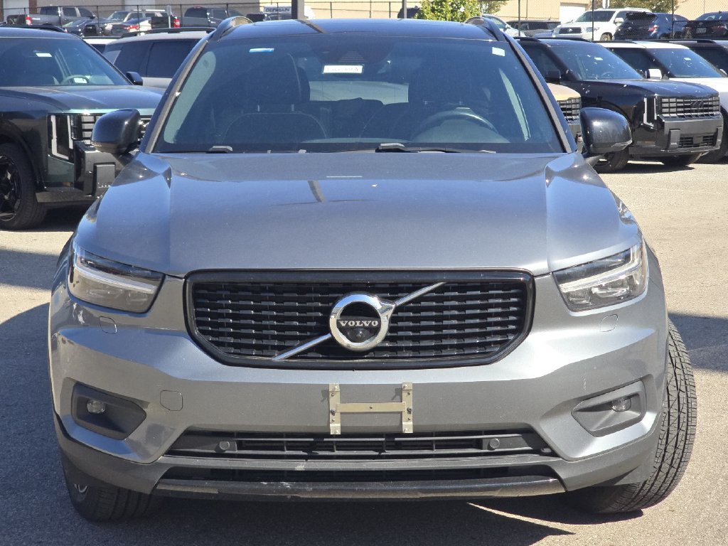 Used 2019 Volvo XC40 AWD T5 image 13