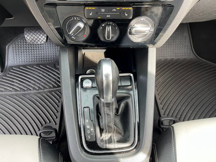 Used 2016 Volkswagen Jetta Sport image 19