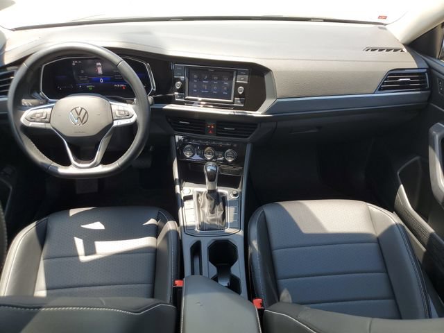 Used 2023 Volkswagen Jetta SE FWD image 8