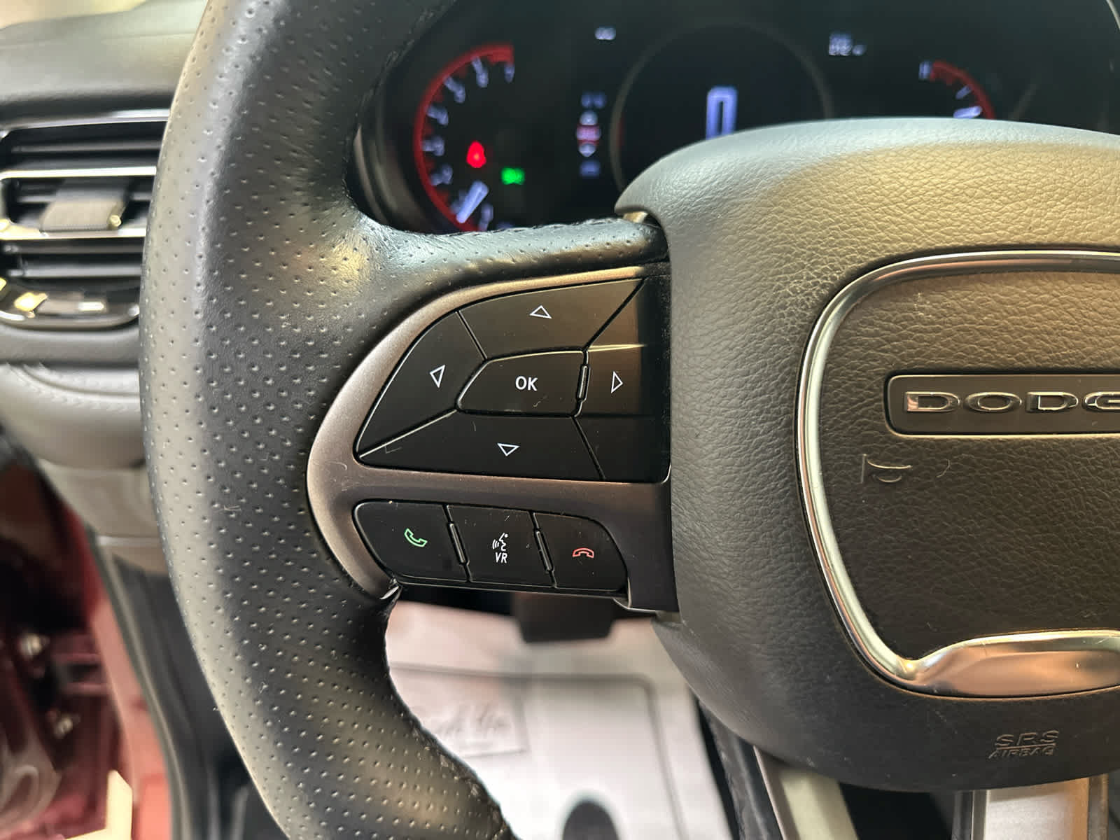 Used 2022 Dodge Durango SXT w/ Anodized Platinum Package AWD/4WD image 21