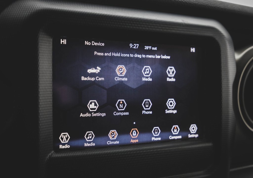 Used 2020 Jeep Gladiator Sport w/ Quick Order Package 24S image 16