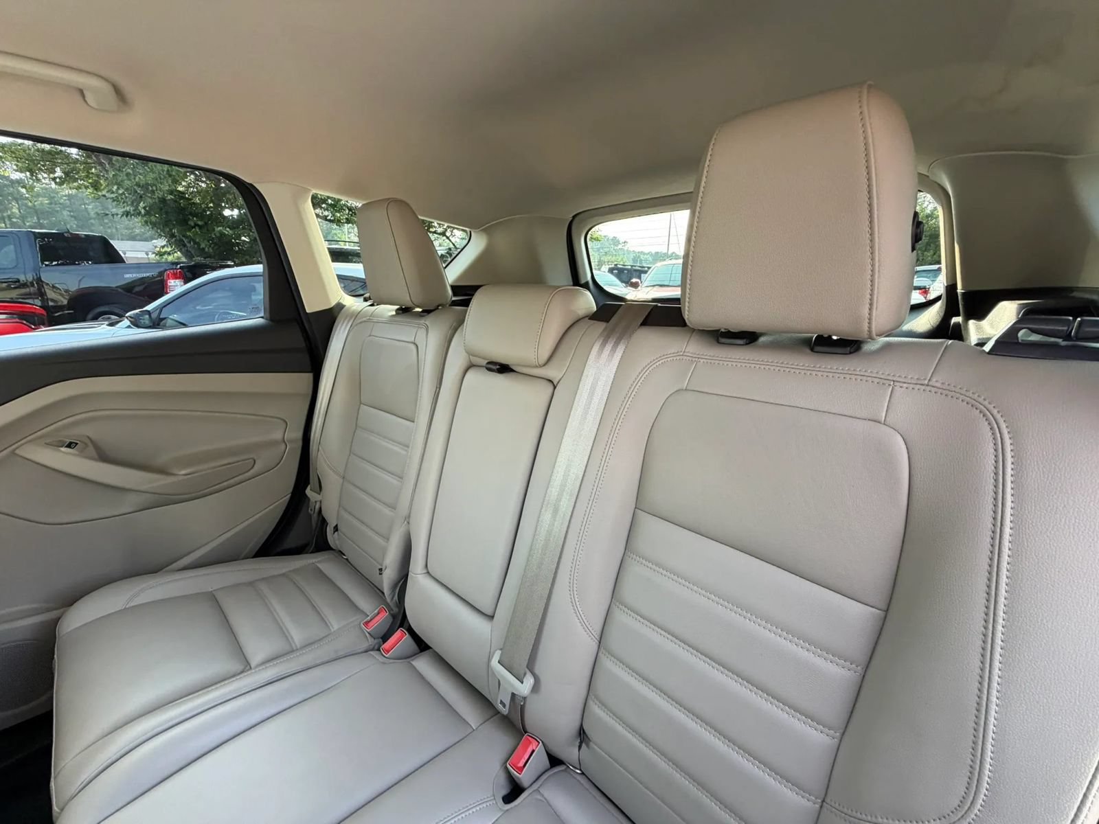 Used 2017 Ford Escape Titanium AWD/4WD image 28