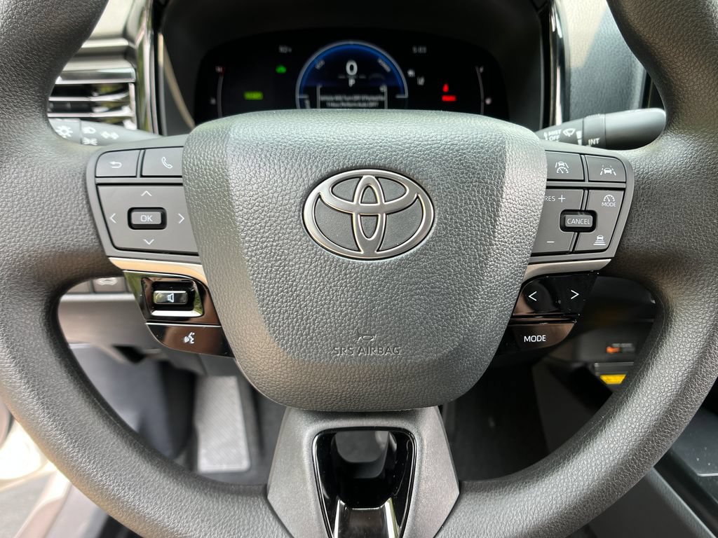 New 2026 Toyota Camry LE FWD image 14