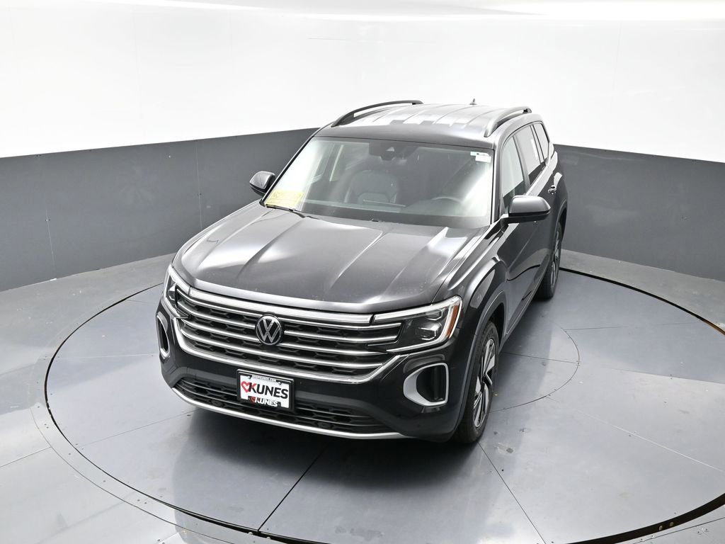 Used 2024 Volkswagen Atlas SE image 41