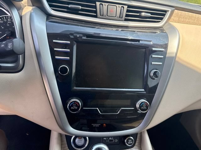Used 2019 Nissan Murano SL AWD/4WD image 12