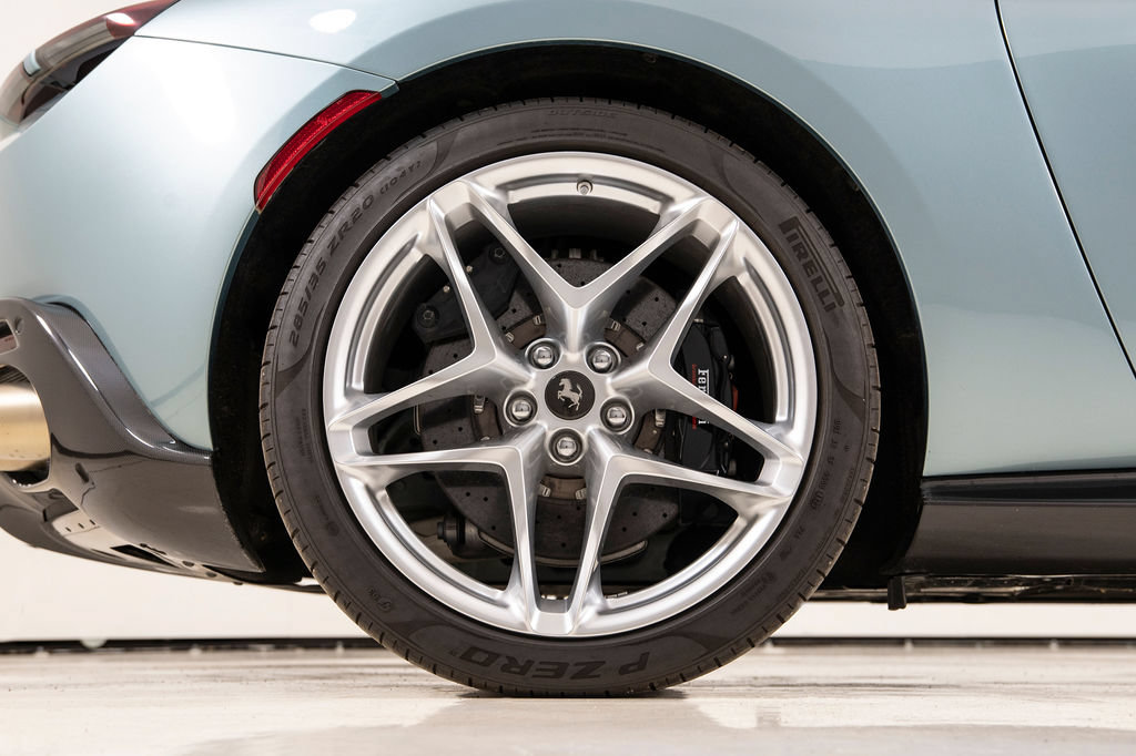 Certified 2024 Ferrari Roma Spider RWD image 19