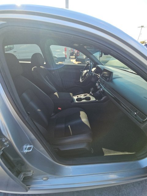 Used 2025 Honda Civic Sport image 15