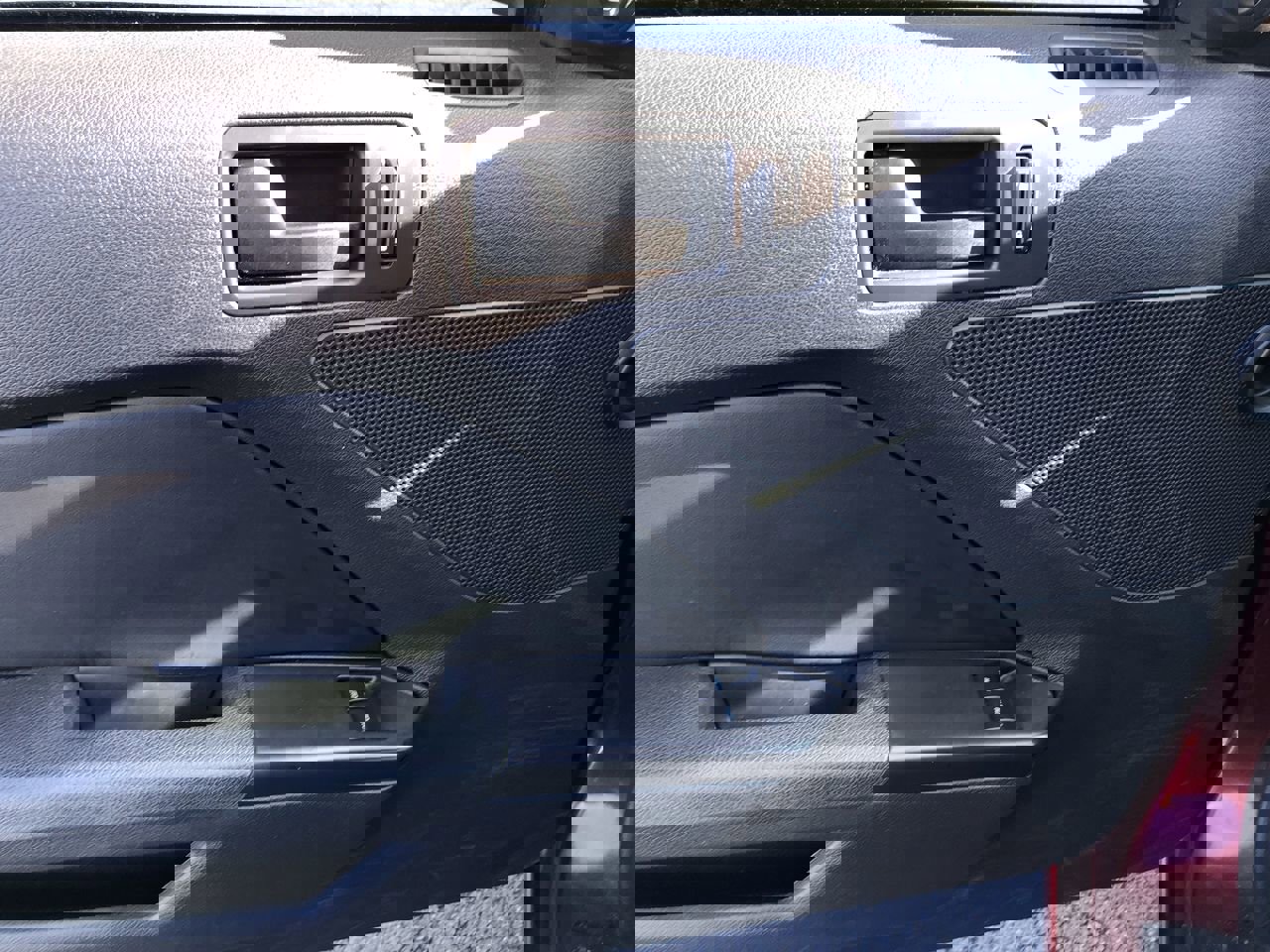 Used 2014 Ford Mustang Coupe image 11