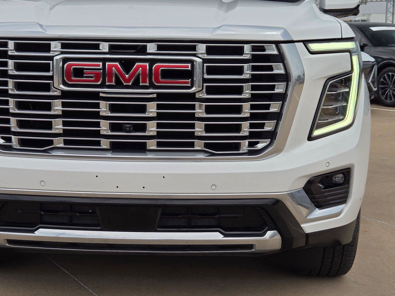 Used 2025 GMC Yukon Denali AWD/4WD image 6