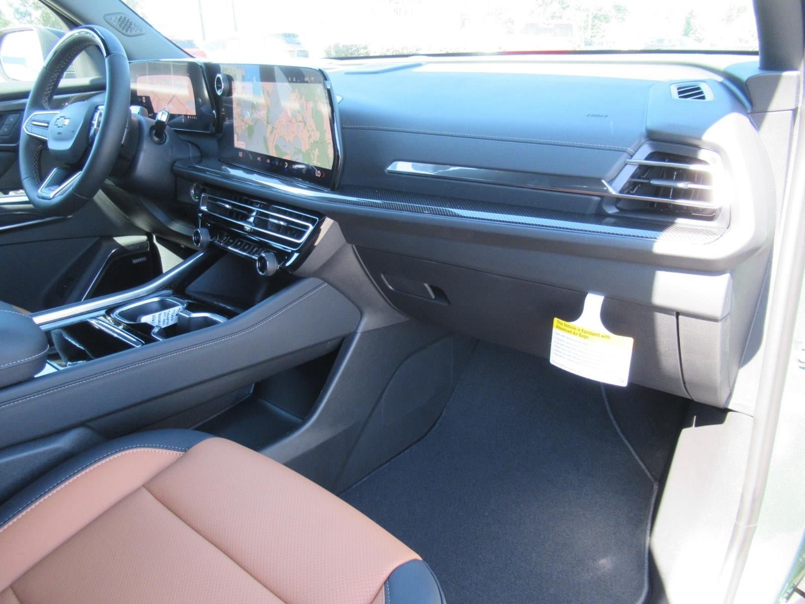 New 2027 Chevrolet Traverse Z71 w/ Enhanced Driving Package AWD/4WD image 11