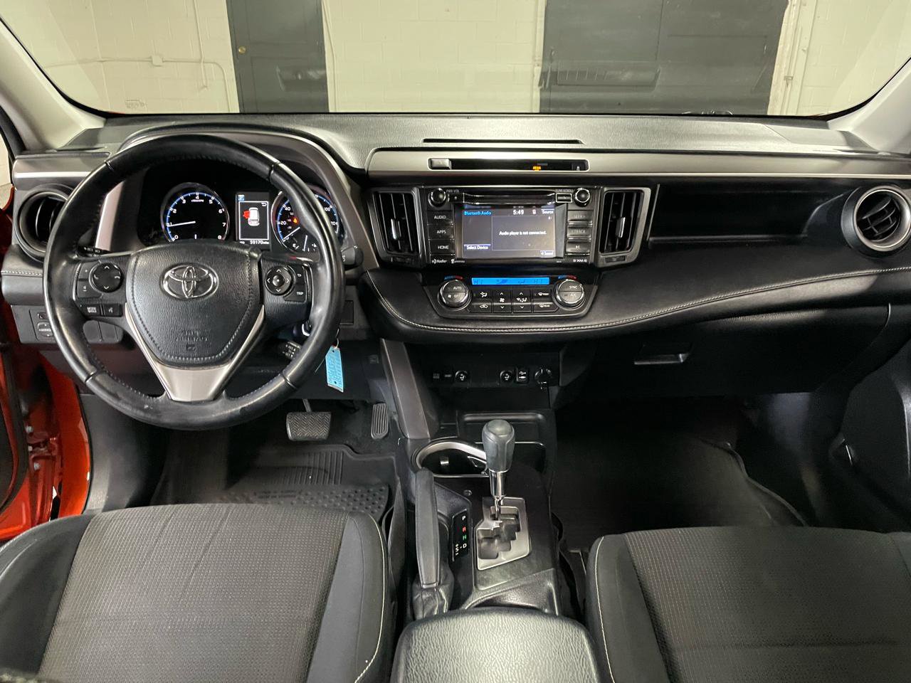 Used 2016 Toyota RAV4 XLE AWD/4WD image 18