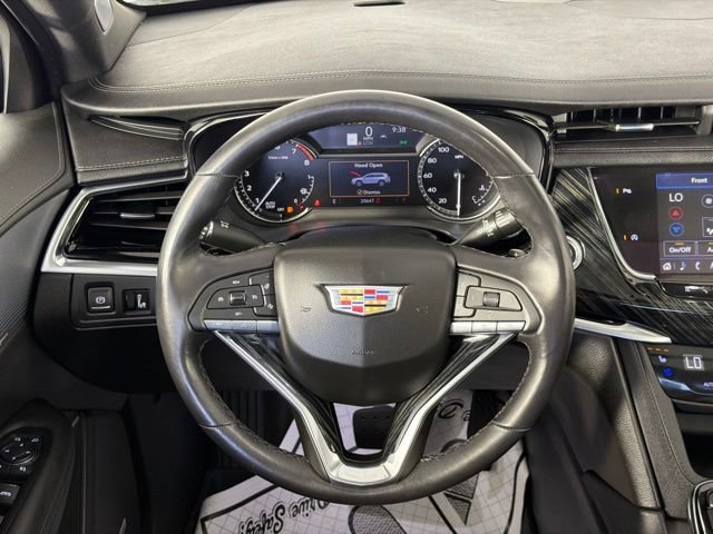 Used 2024 Cadillac XT6 Premium Luxury w/ LPO, Floor Liner Package FWD image 27