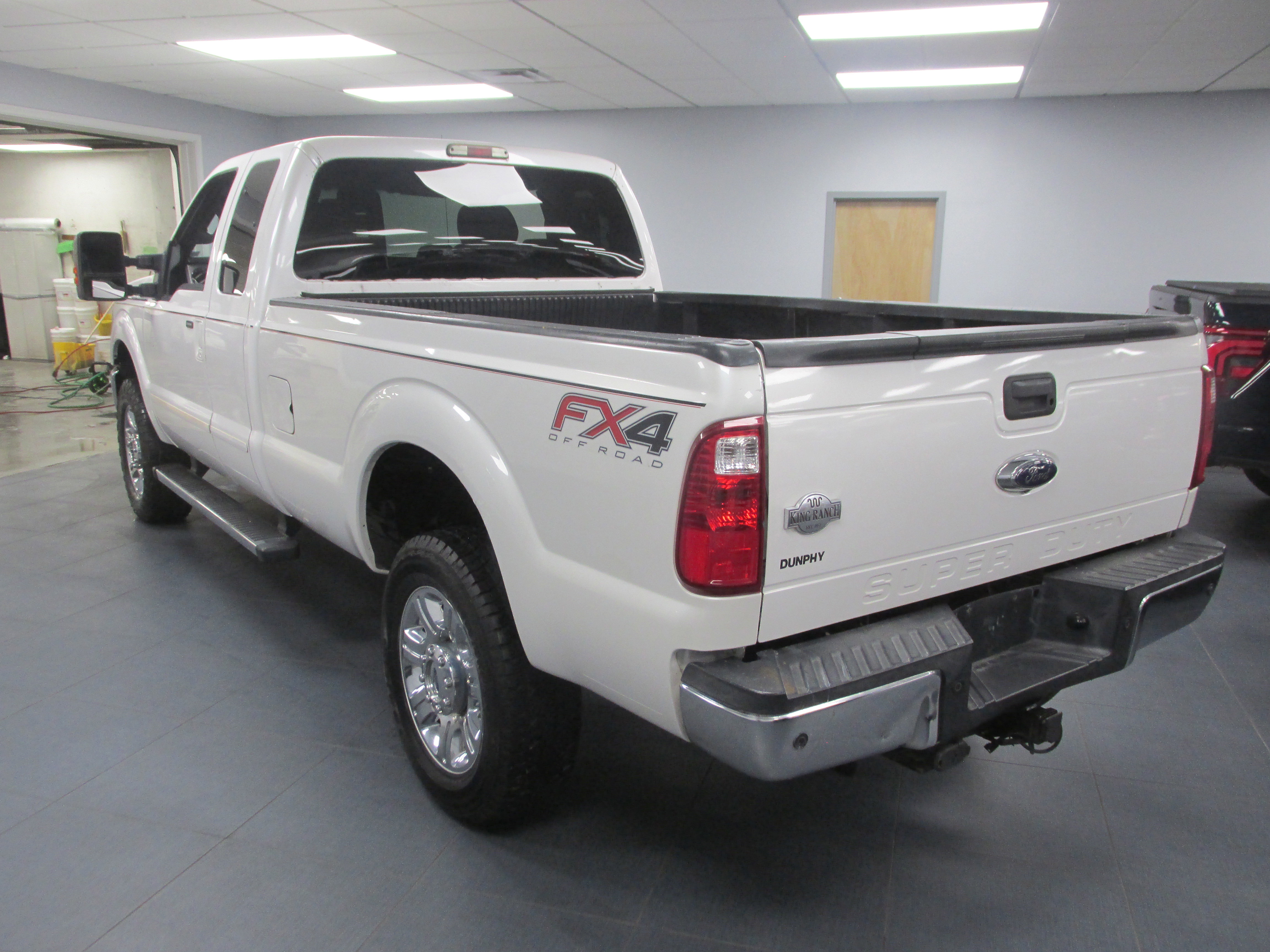Used 2016 Ford F250 Lariat w/ Chrome Package image 7