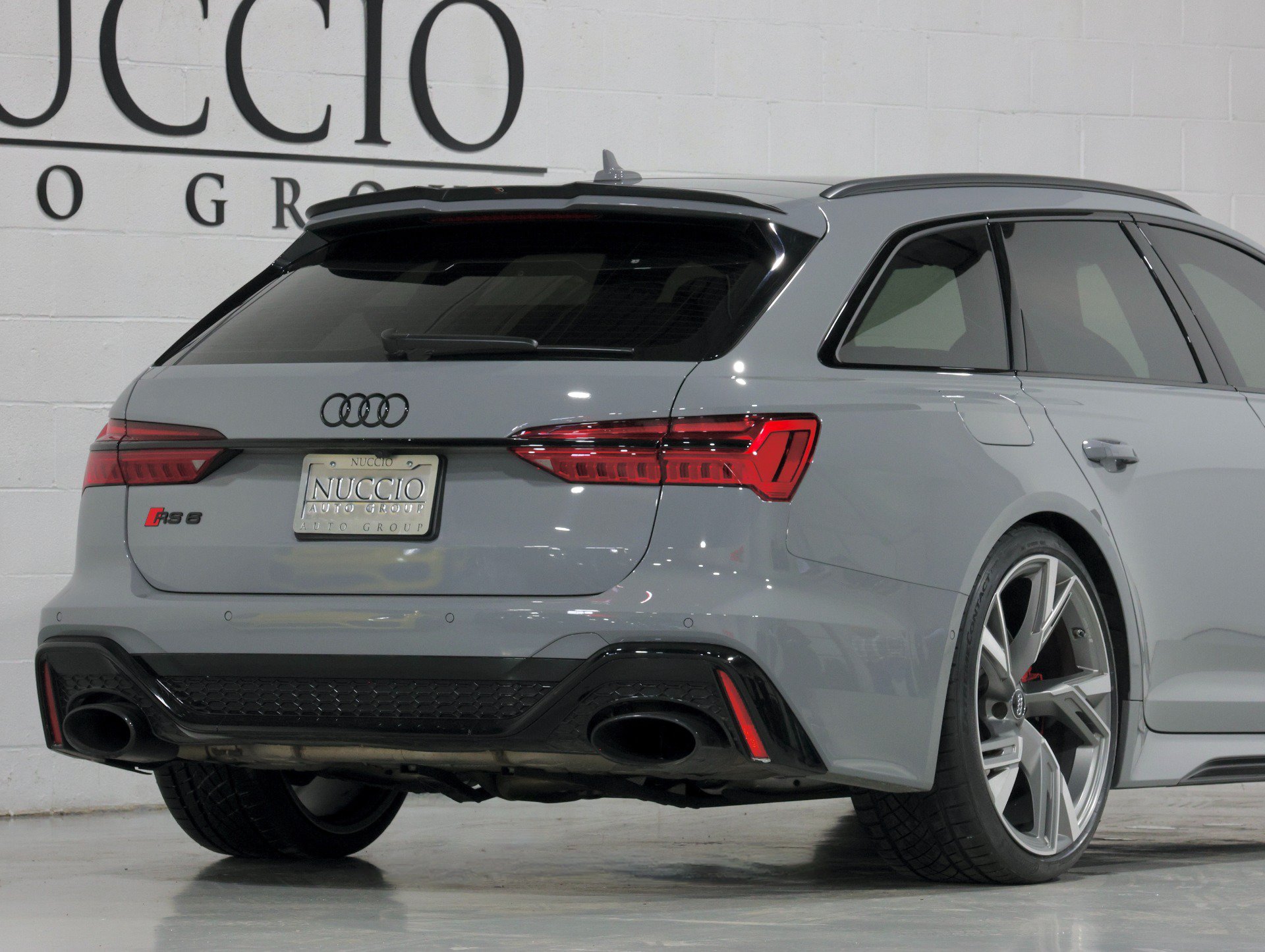 Used 2021 Audi RS 6 AWD/4WD image 42
