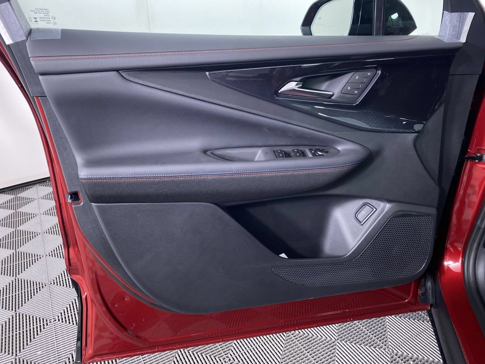 New 2026 Chevrolet Blazer EV RS AWD/4WD image 12