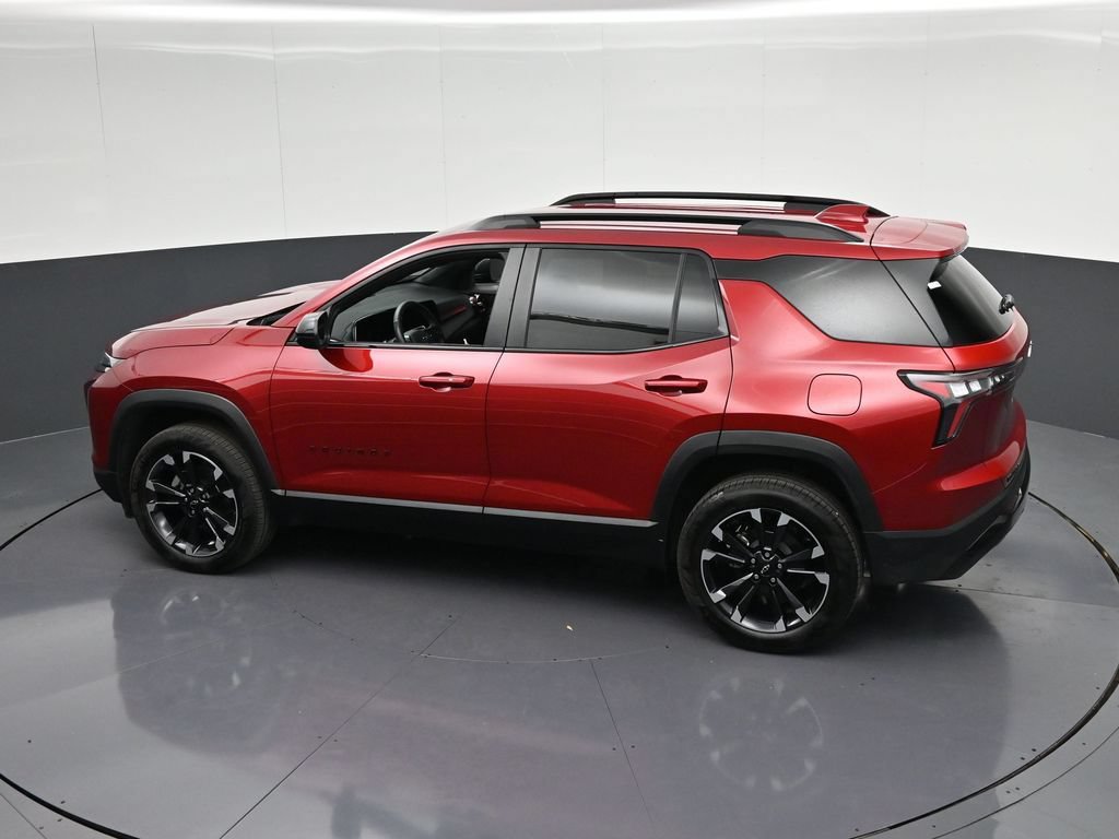 Used 2026 Chevrolet Equinox RS FWD image 16