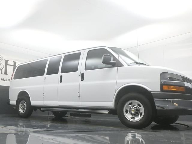 New 2025 Chevrolet Express 3500 LT w/ LT Preferred Equipment Group RWD image 2