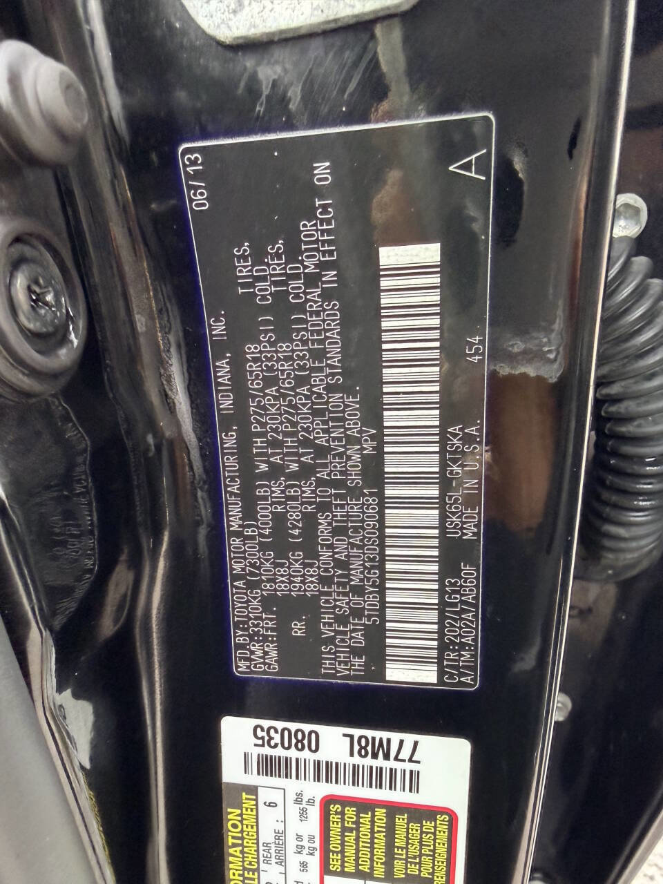 Used 2013 Toyota Sequoia SR5 w/ Premium Pkg image 29