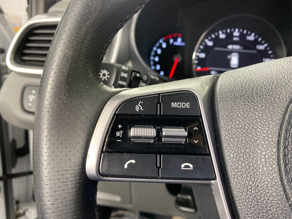 Used 2020 Kia Sorento SX image 15