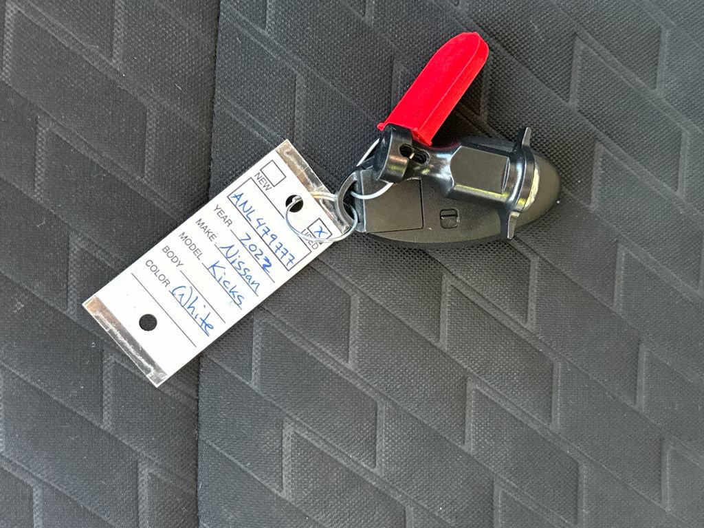 Used 2022 Nissan Kicks SV image 35