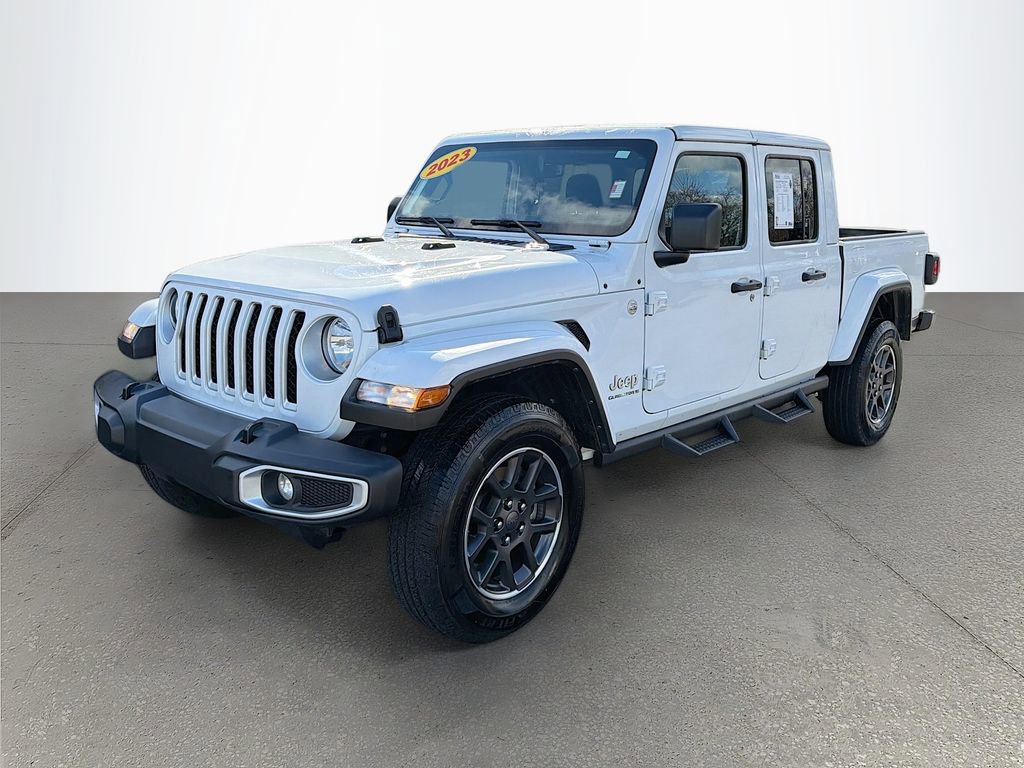 Used 2023 Jeep Gladiator Overland image 9