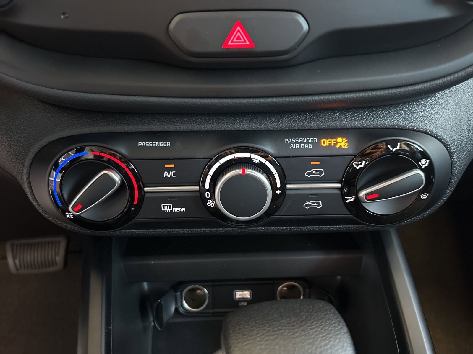 New 2025 Kia Soul LX image 24