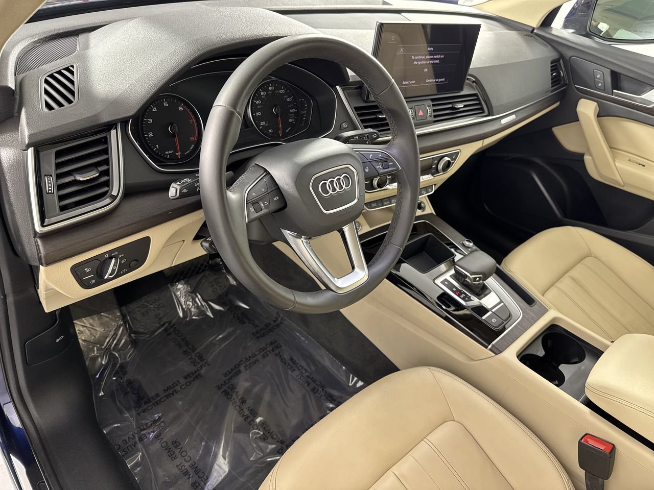 Used 2023 Audi Q5 2.0T Premium w/ Convenience Package AWD/4WD image 23