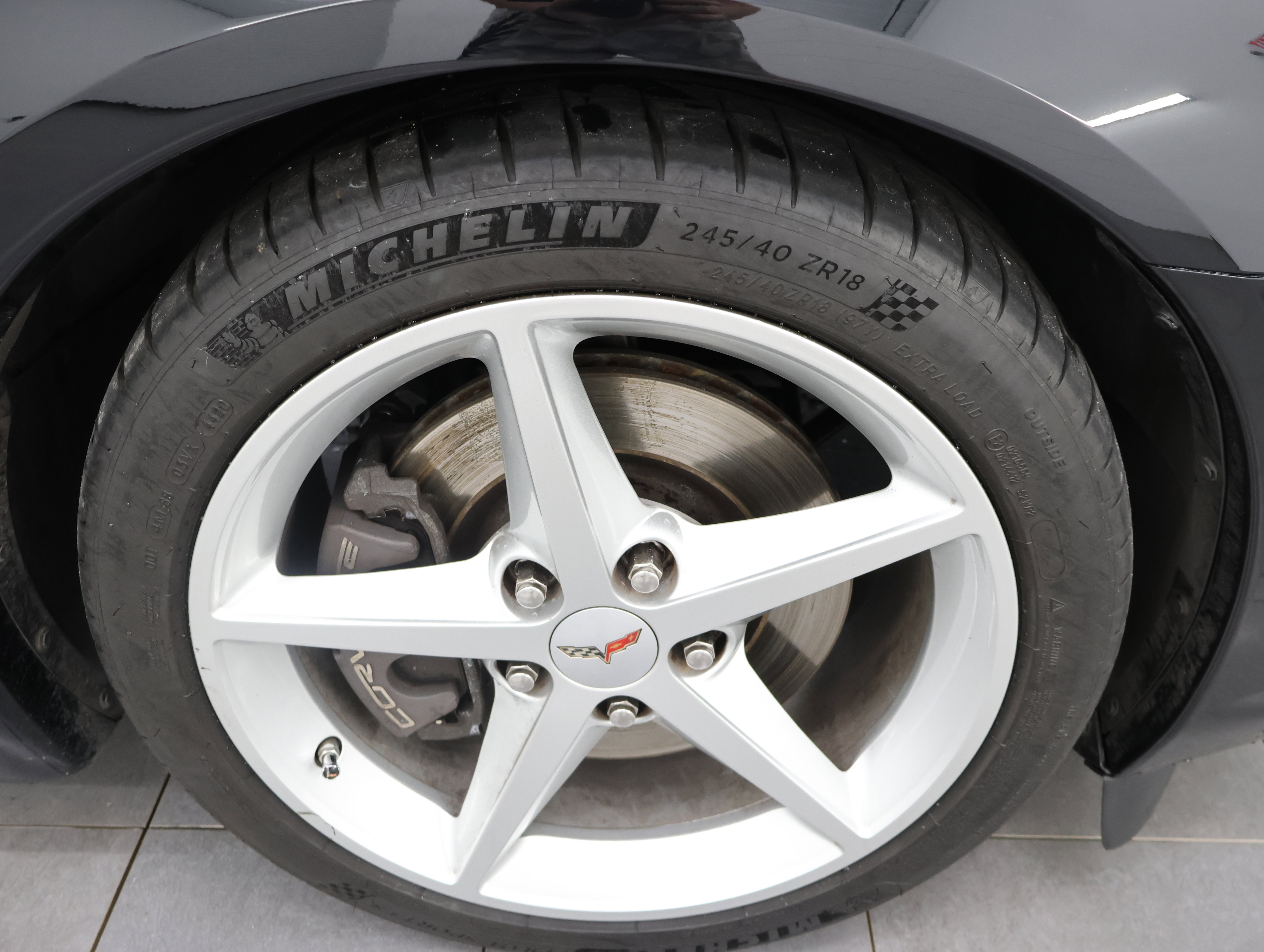 Used 2011 Chevrolet Corvette Convertible w/ Preferred Equipment Group RWD image 3