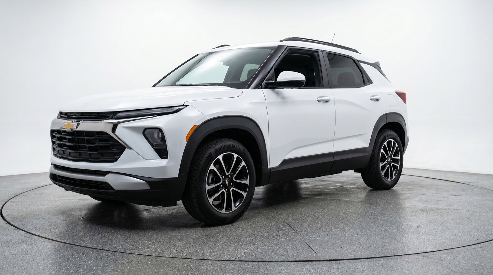 Used 2025 Chevrolet TrailBlazer LT FWD image 3