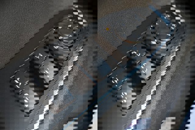 Used 2023 GMC Sierra 1500 Elevation image 39