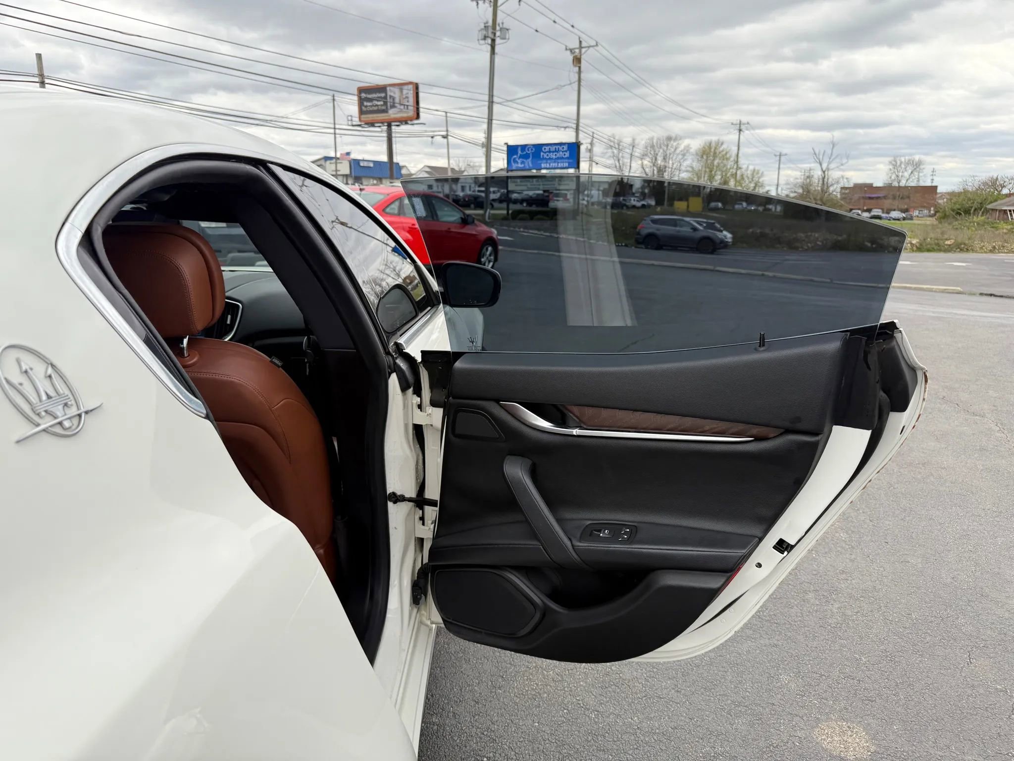 Used 2017 Maserati Ghibli image 45