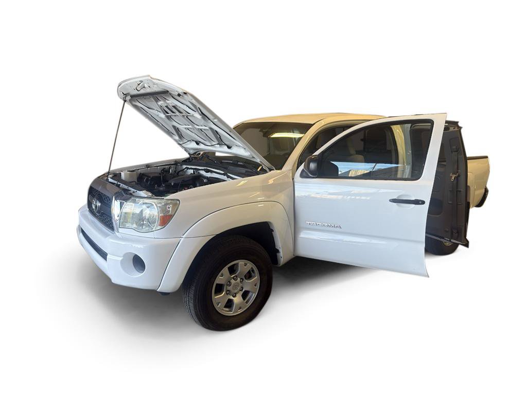 Used 2011 Toyota Tacoma 4x4 Access Cab w/ SR5 Pkg #2 image 11