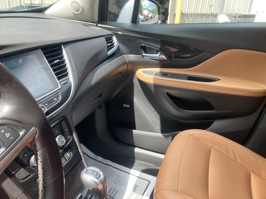 Used 2019 Buick Encore Essence w/ Experience Buick Package AWD/4WD image 15