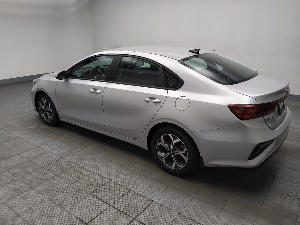 Used 2021 Kia Forte LXS FWD image 3