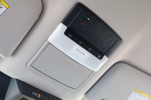 Certified 2025 Nissan Pathfinder SV AWD/4WD image 18