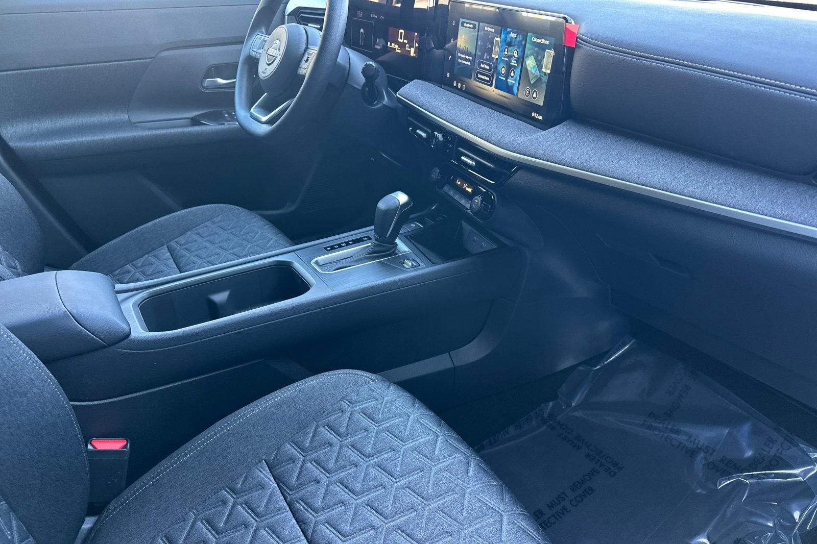 New 2026 Nissan Kicks SV AWD/4WD image 18