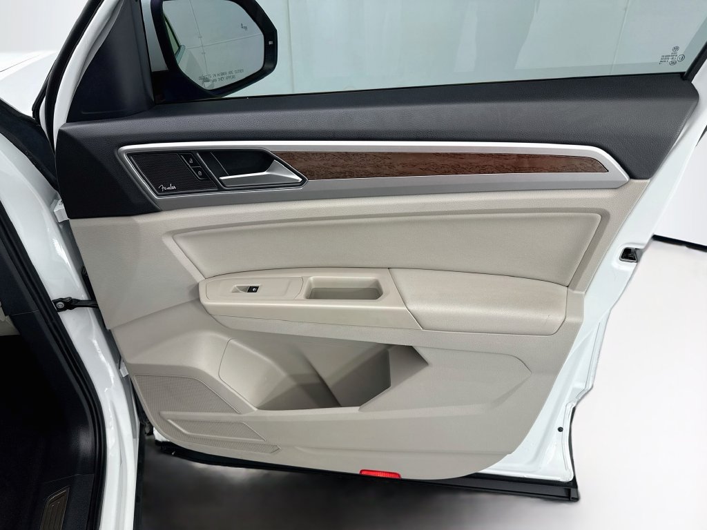 Used 2018 Volkswagen Atlas SEL Premium AWD/4WD image 24