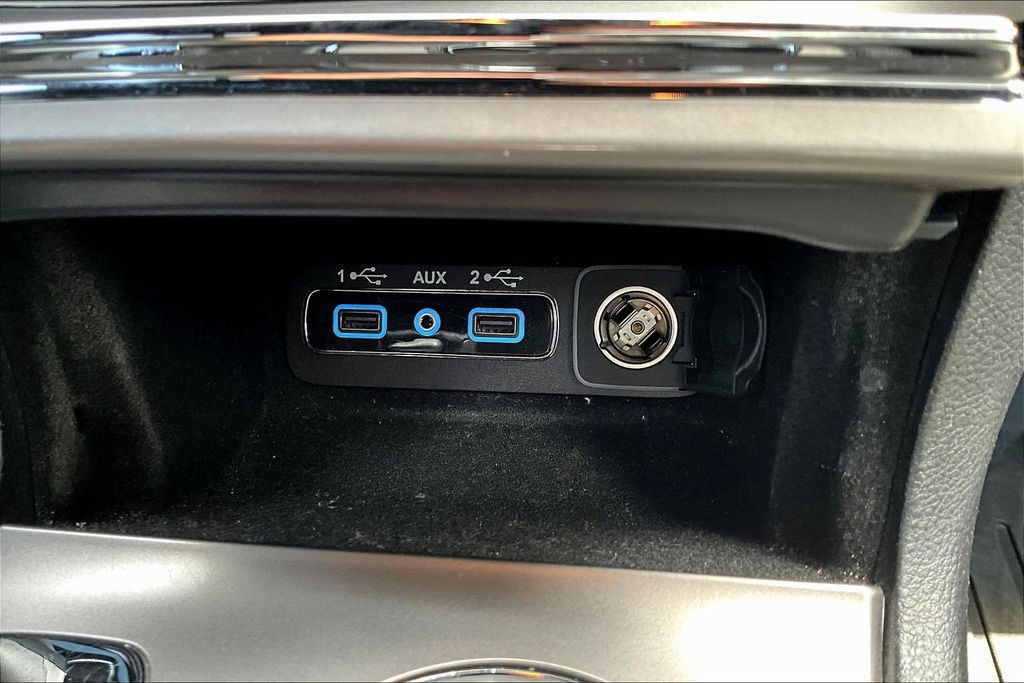 Used 2021 Jeep Grand Cherokee Laredo AWD/4WD image 13