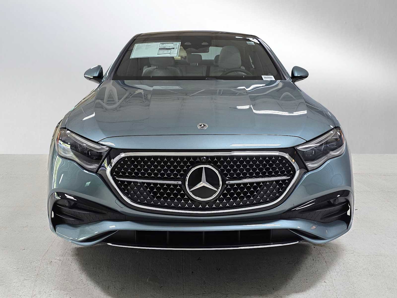 New 2026 Mercedes-Benz E 450 4MATIC Sedan image 8