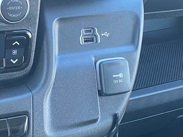 New 2026 RAM ProMaster 2500 w/ Convenience Group FWD image 23