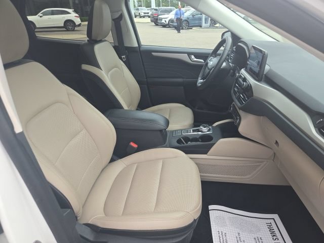 Used 2022 Ford Escape SEL w/ Technology Package AWD/4WD image 24
