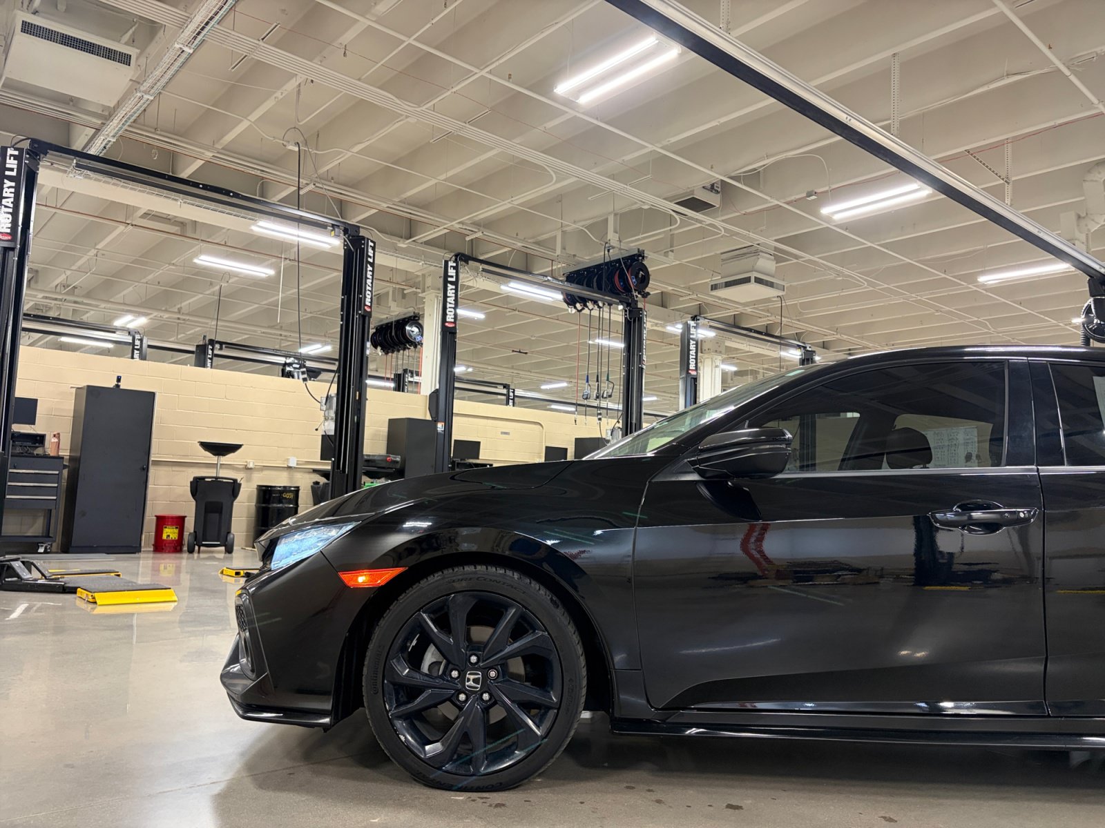 Used 2019 Honda Civic Sport Touring image 10