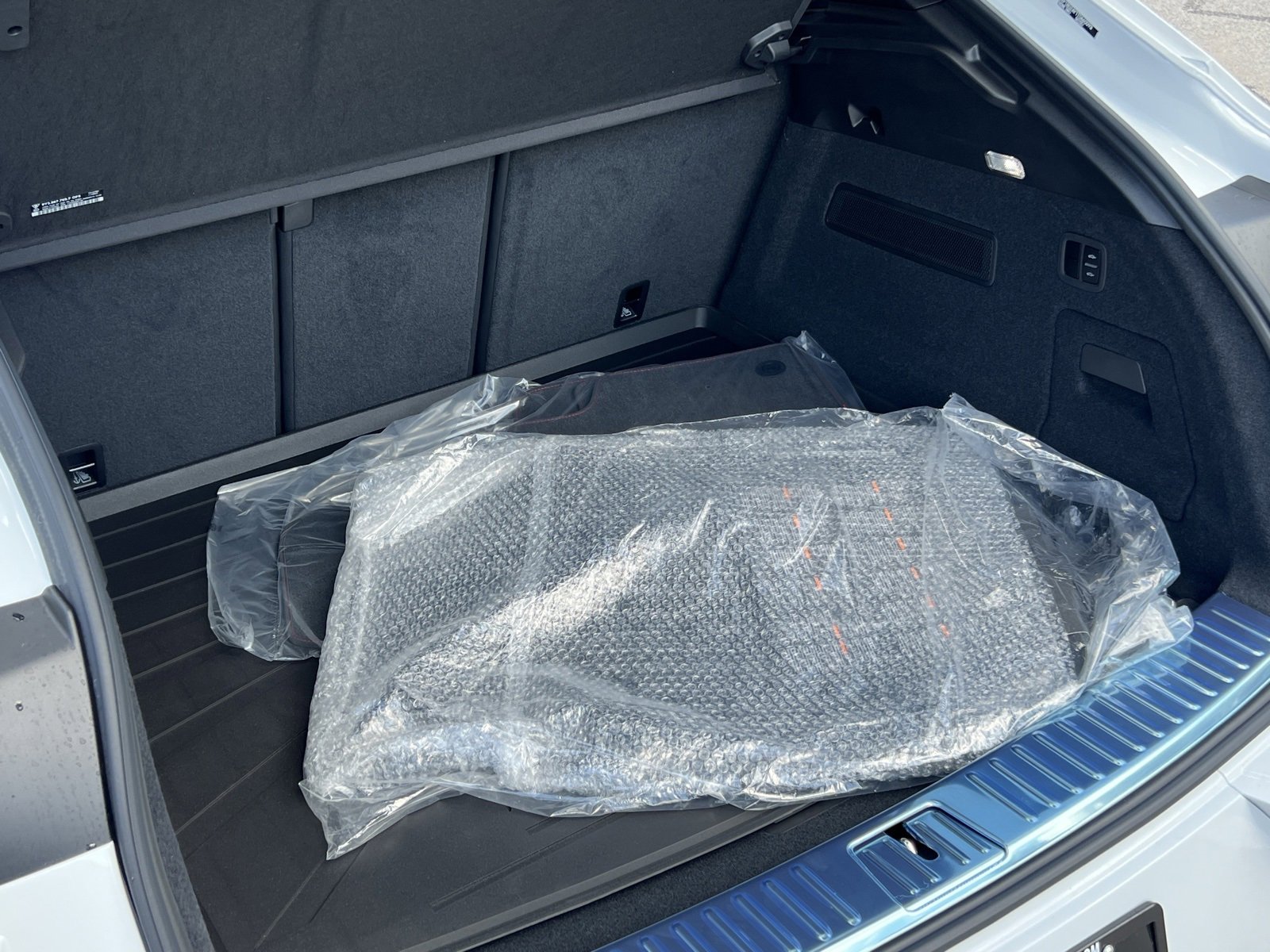 New 2026 Porsche Cayenne GTS image 20